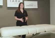 Earthlite vs OakWorks: A Complete Comparison of Leading Massage Table Brands