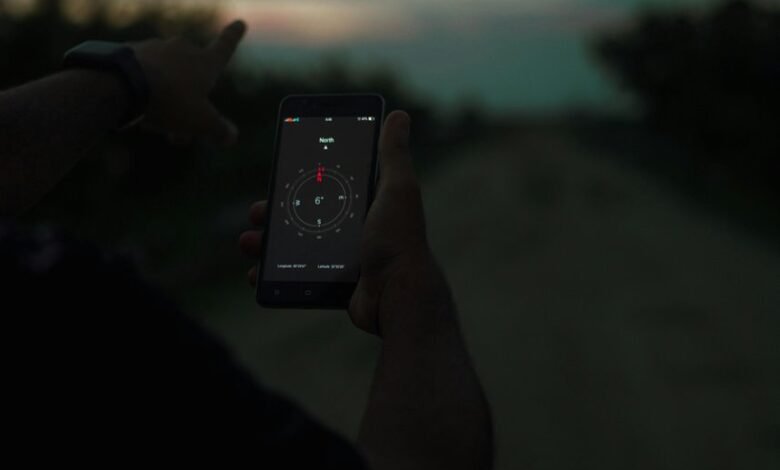 digital compass guiding contact lookup