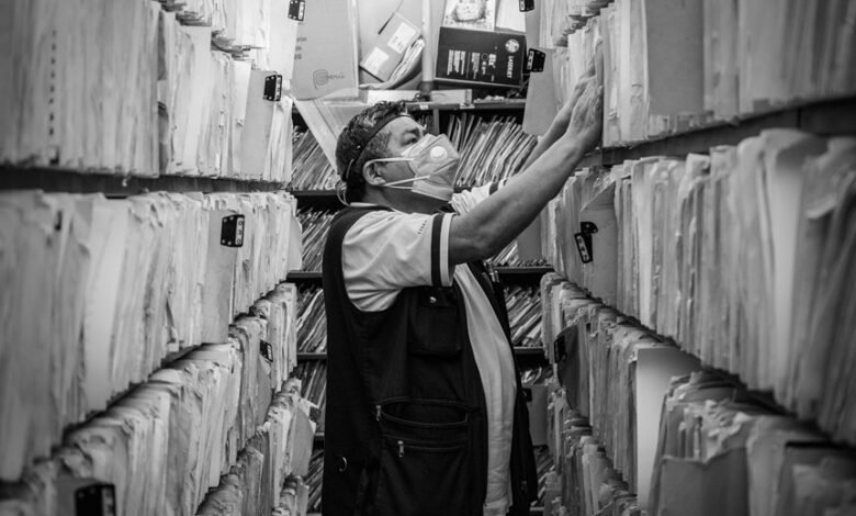 number archive records for listed phones